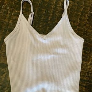 Cropped ribbed lavender tank top. Size Small
